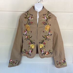 Tristan & Iseult embroidered jacket size medium.  0356